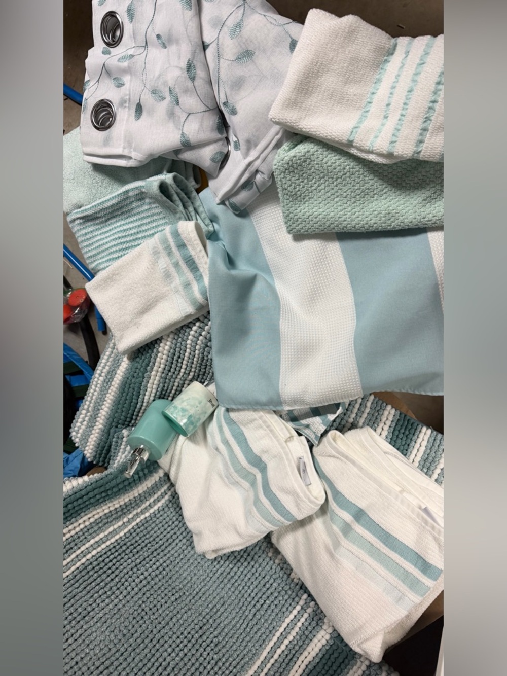 Coastal Aqua & White Bath Linen Set